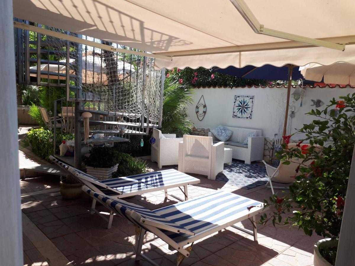 Appartamento Domus Claudio Garden - Monolocale con giardino privato Fiumicino Esterno foto